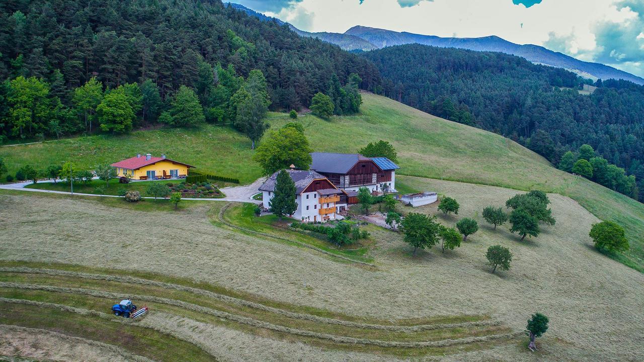 Appartament Eichnerhof Chienes Exterior foto